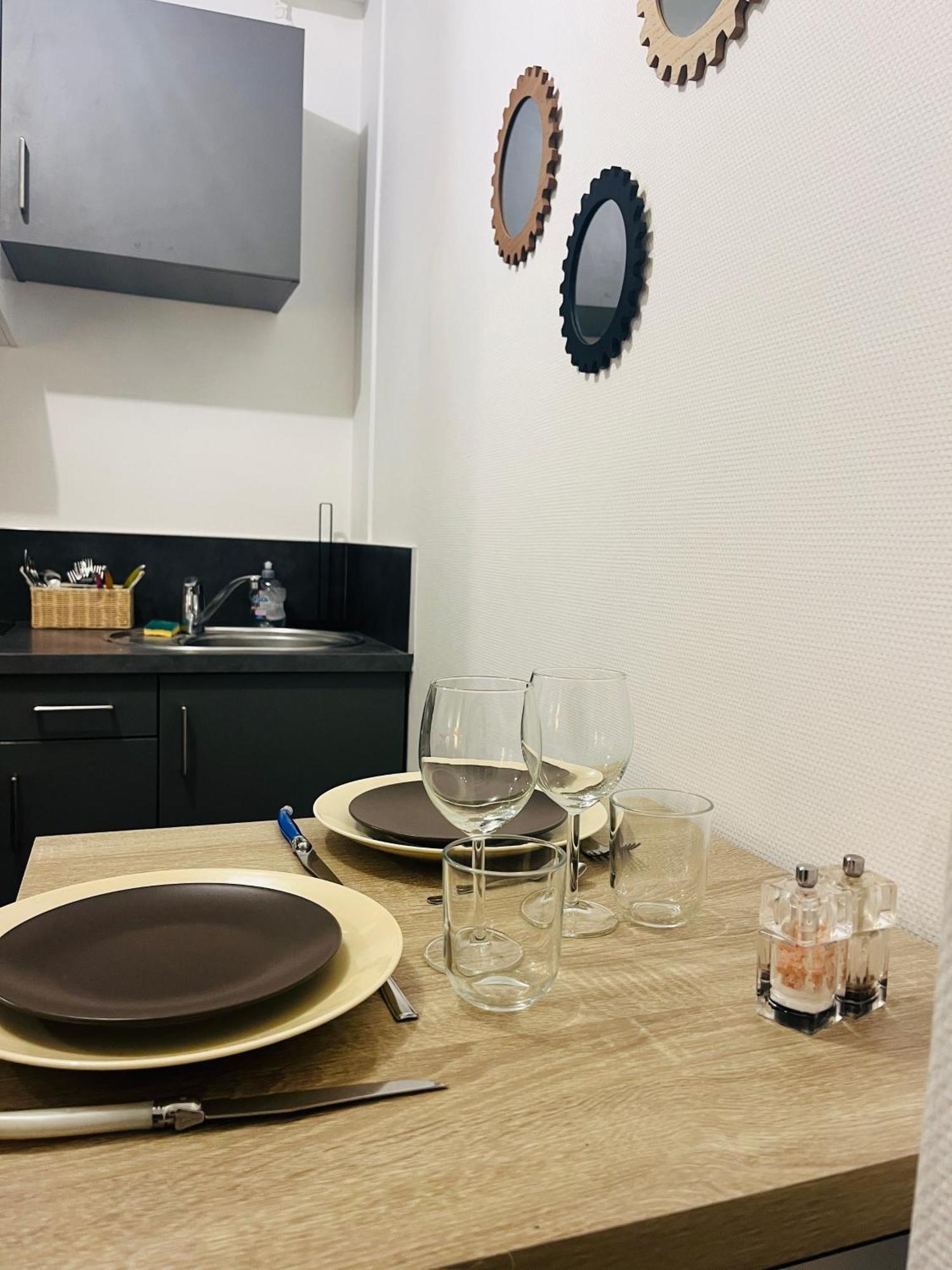 Le 2 - Grand Studio Caen Centre Port De Plaisance Экстерьер фото